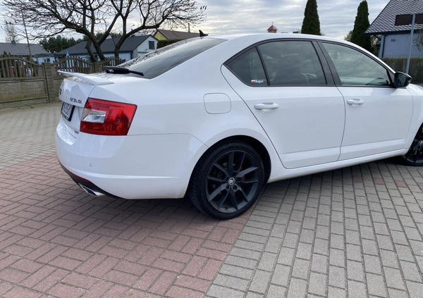 Skoda Octavia cena 58900 przebieg: 220500, rok produkcji 2014 z Gniezno małe 46